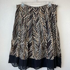 NWT AGB Women’s Skirt Size 8